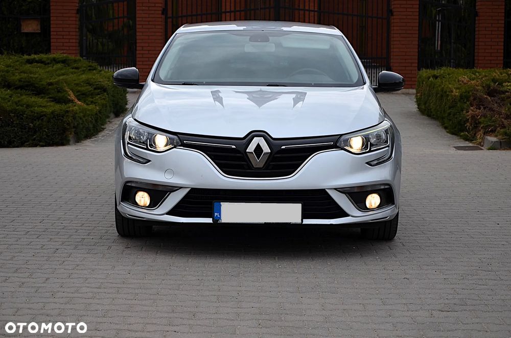 Renault Megane 1.2 Energy TCe Limited - 12