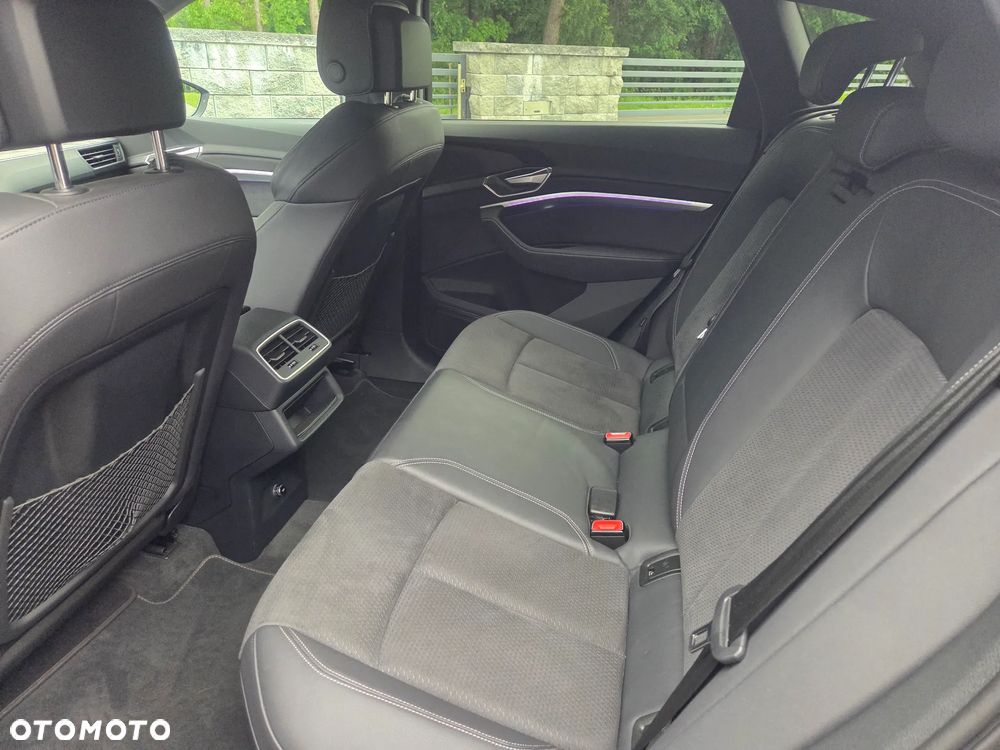 Audi e-tron 55 Quattro S Line - 27