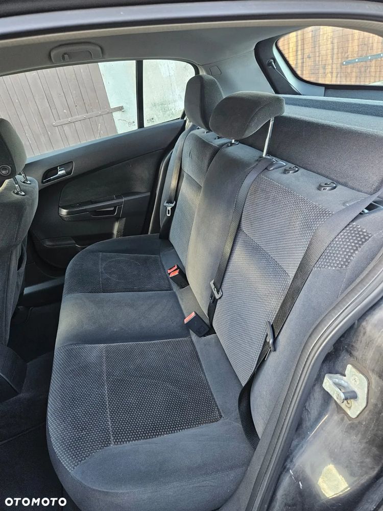 Opel Astra 1.8 Edition Plus - 22