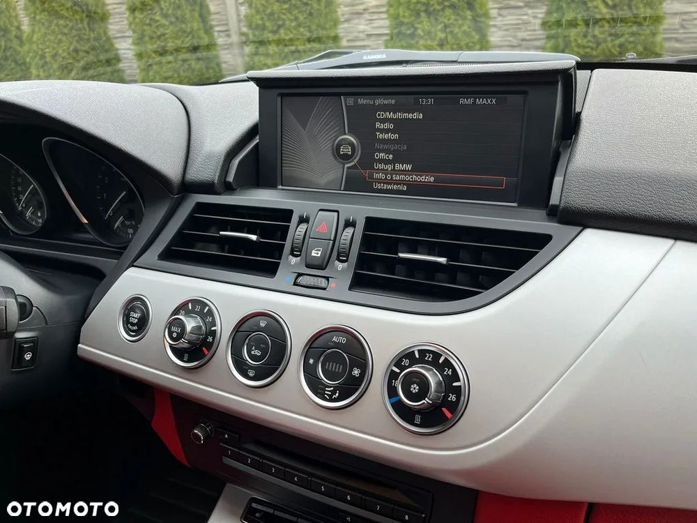 BMW Z4 20i sDrive - 29