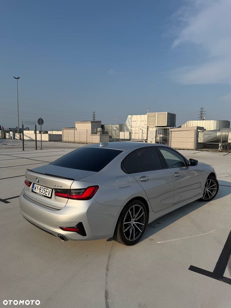 BMW Seria 3 320i GPF xDrive Sport Line Shadow - 6