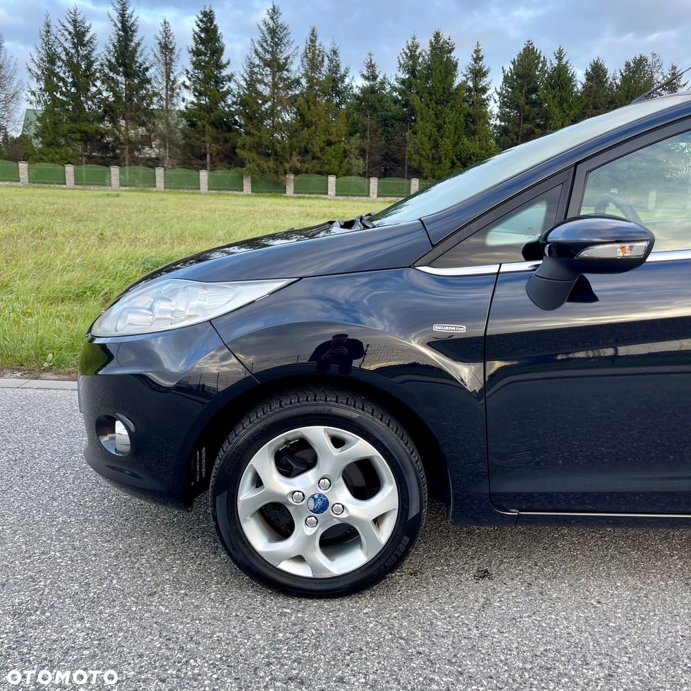 Ford Fiesta 1.25 Ghia - 26