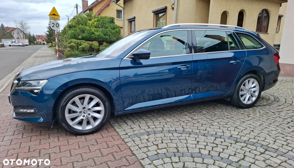Skoda Superb 2.0 TDI SCR Ambition DSG - 5