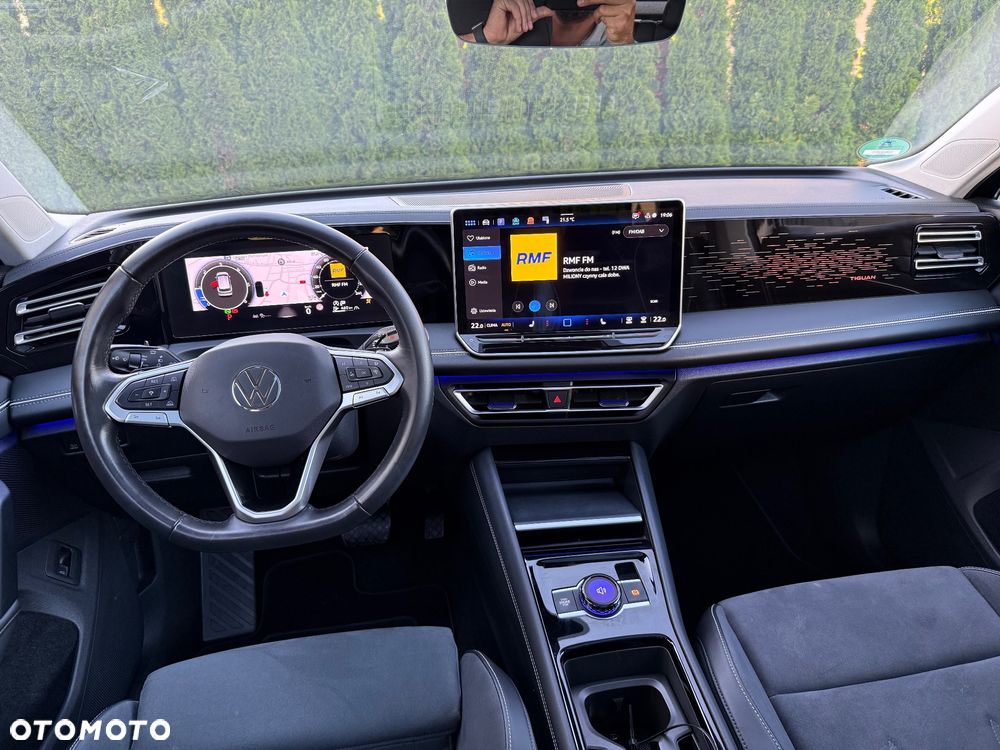 Volkswagen Tiguan 2.0 TDI SCR DSG Elegance - 12