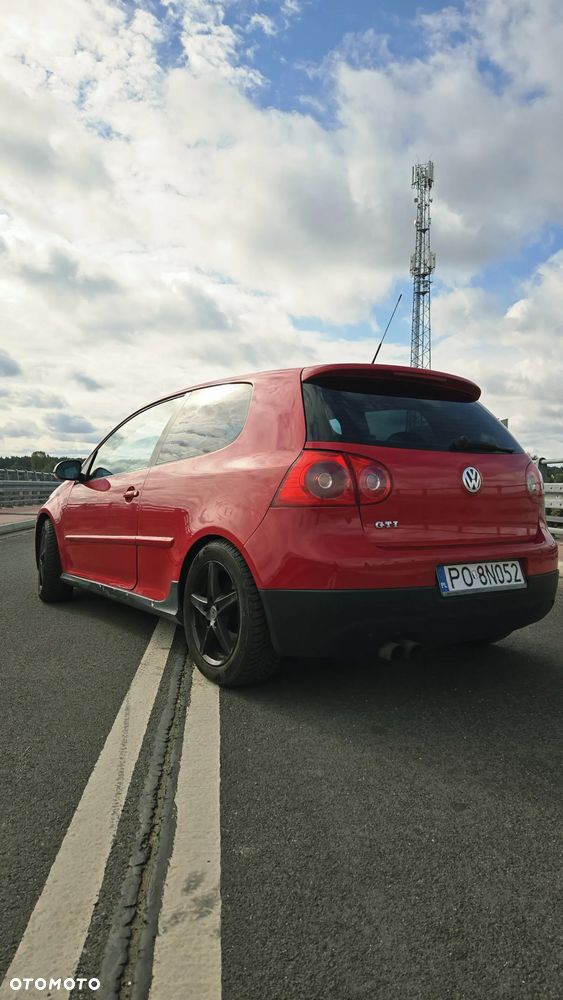 Volkswagen Golf 2.0 TSI GTI - 4