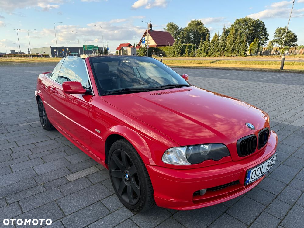 BMW Seria 3 323i - 8