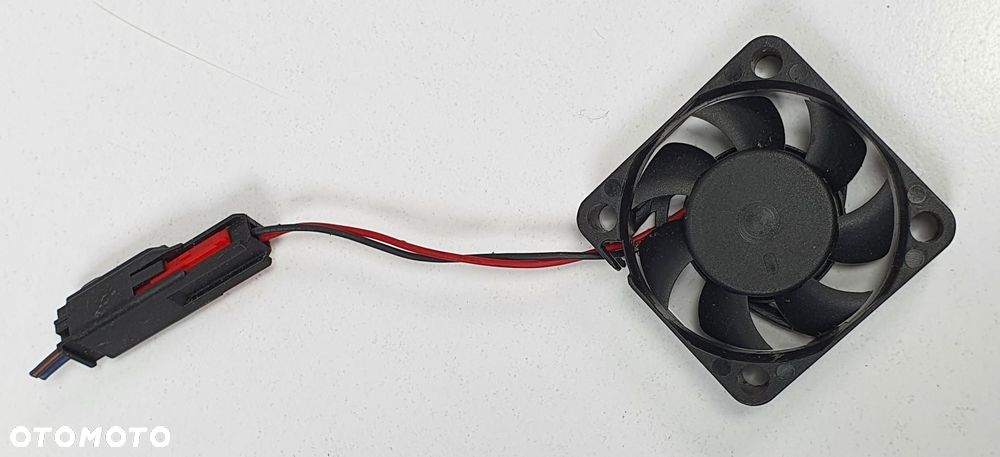 WENTYLATOR KAMERY JAGUAR XE X760 FK72-17F682-AB - 1