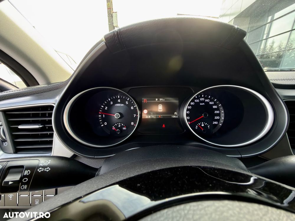 Kia Ceed 1.5 T-GDI 6MT Best - 10