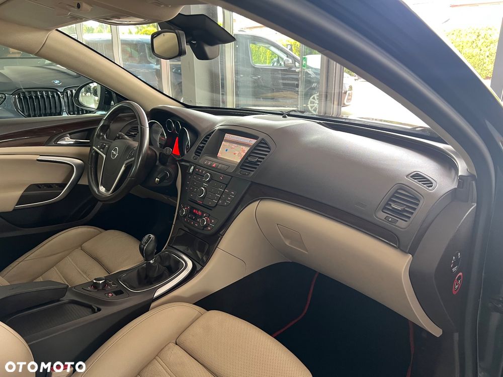 Opel Insignia 2.0 CDTI Cosmo 4x4 S&S - 33