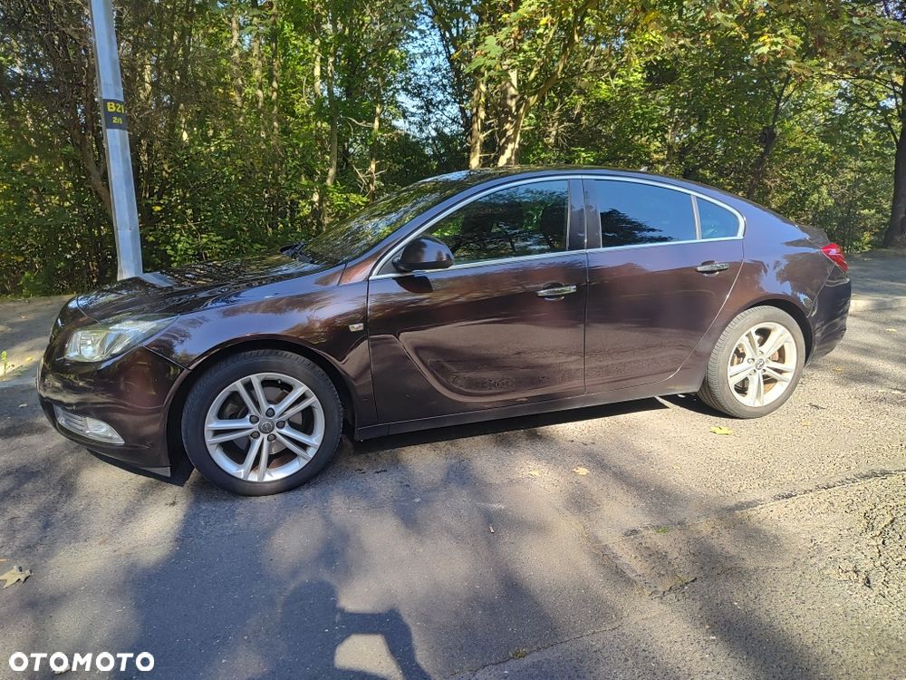 Opel Insignia - 1