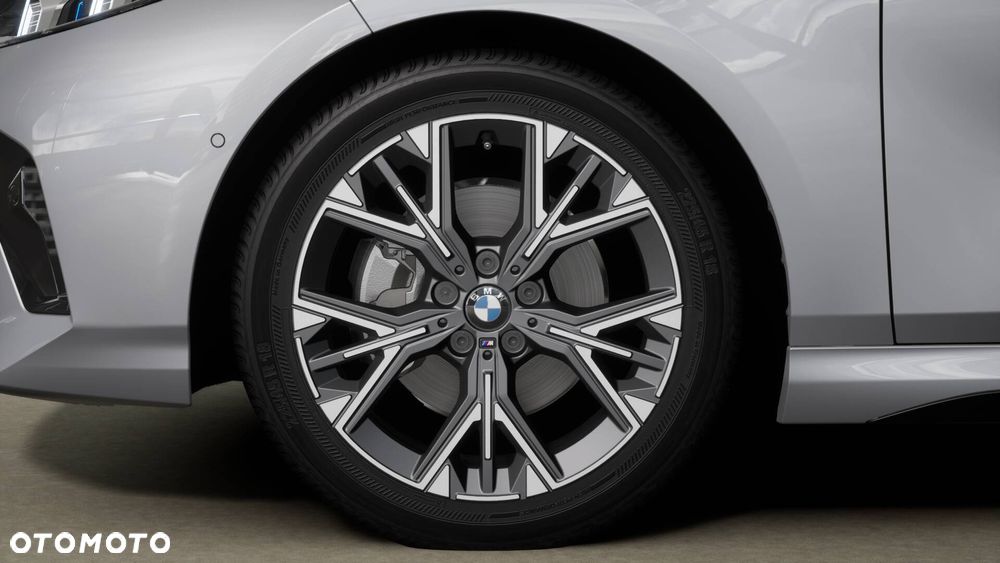 BMW Seria 1 120 mHEV - 6