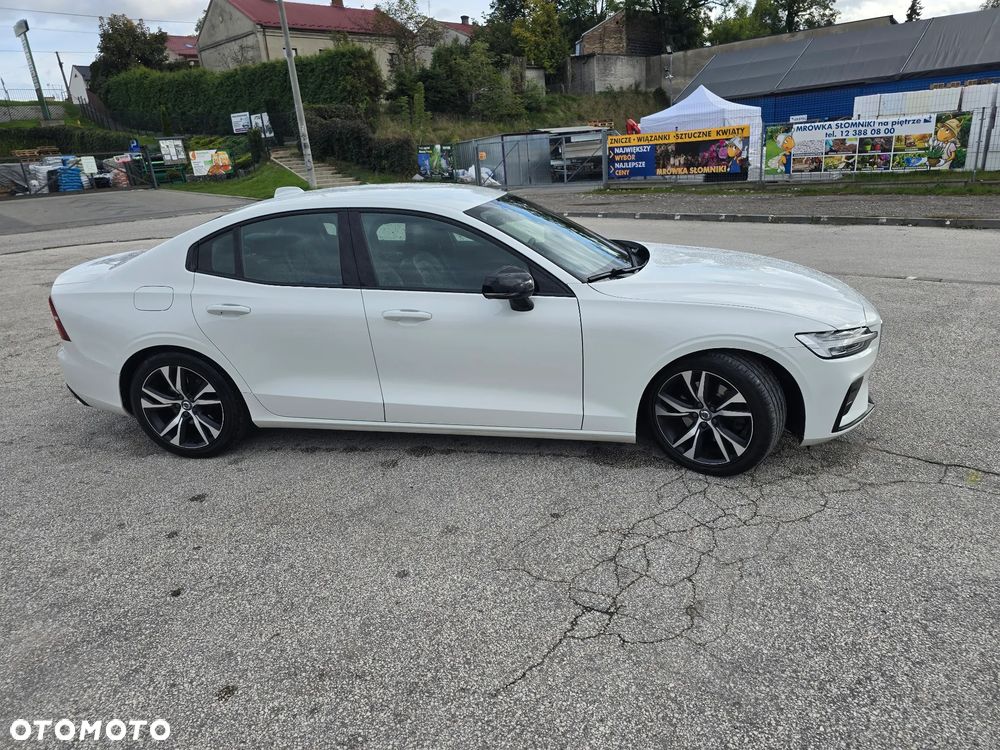 Volvo S60 T4 R-Design - 5