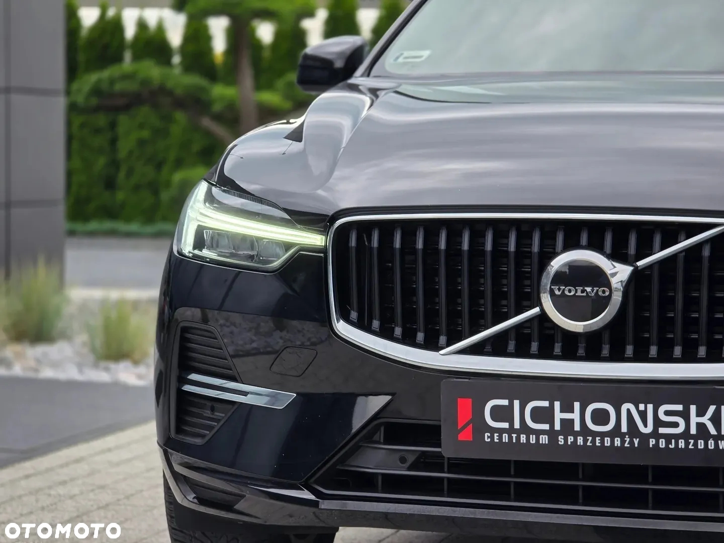 Volvo XC 60 D4 Momentum Pro - 4