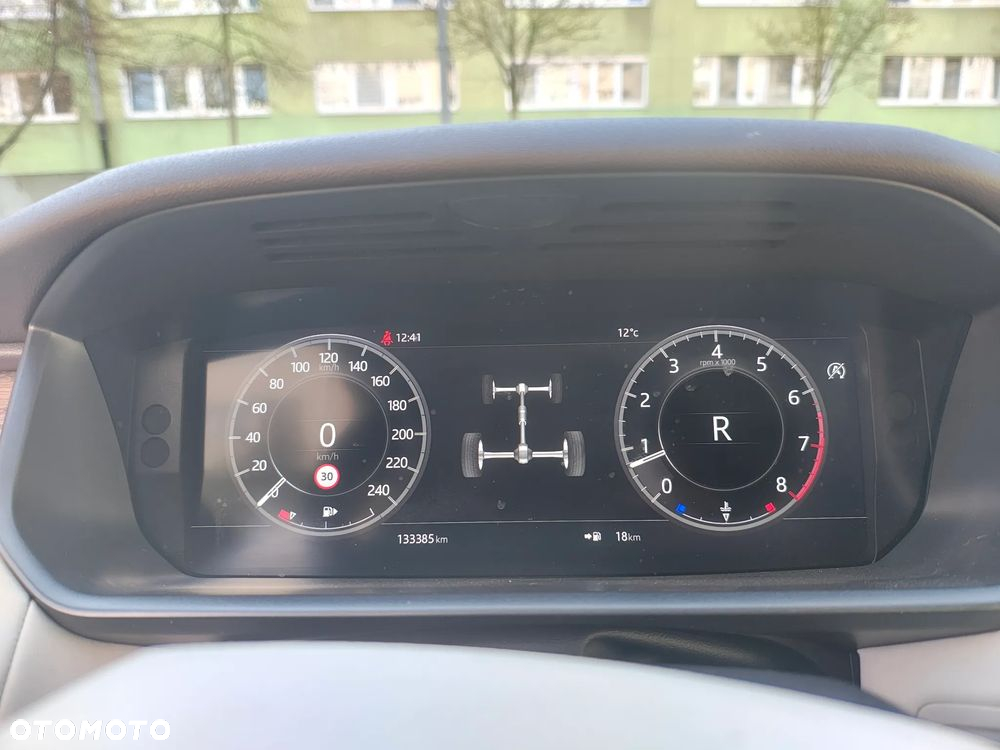 Land Rover Discovery V 2.0 Si4 HSE Luxury - 2