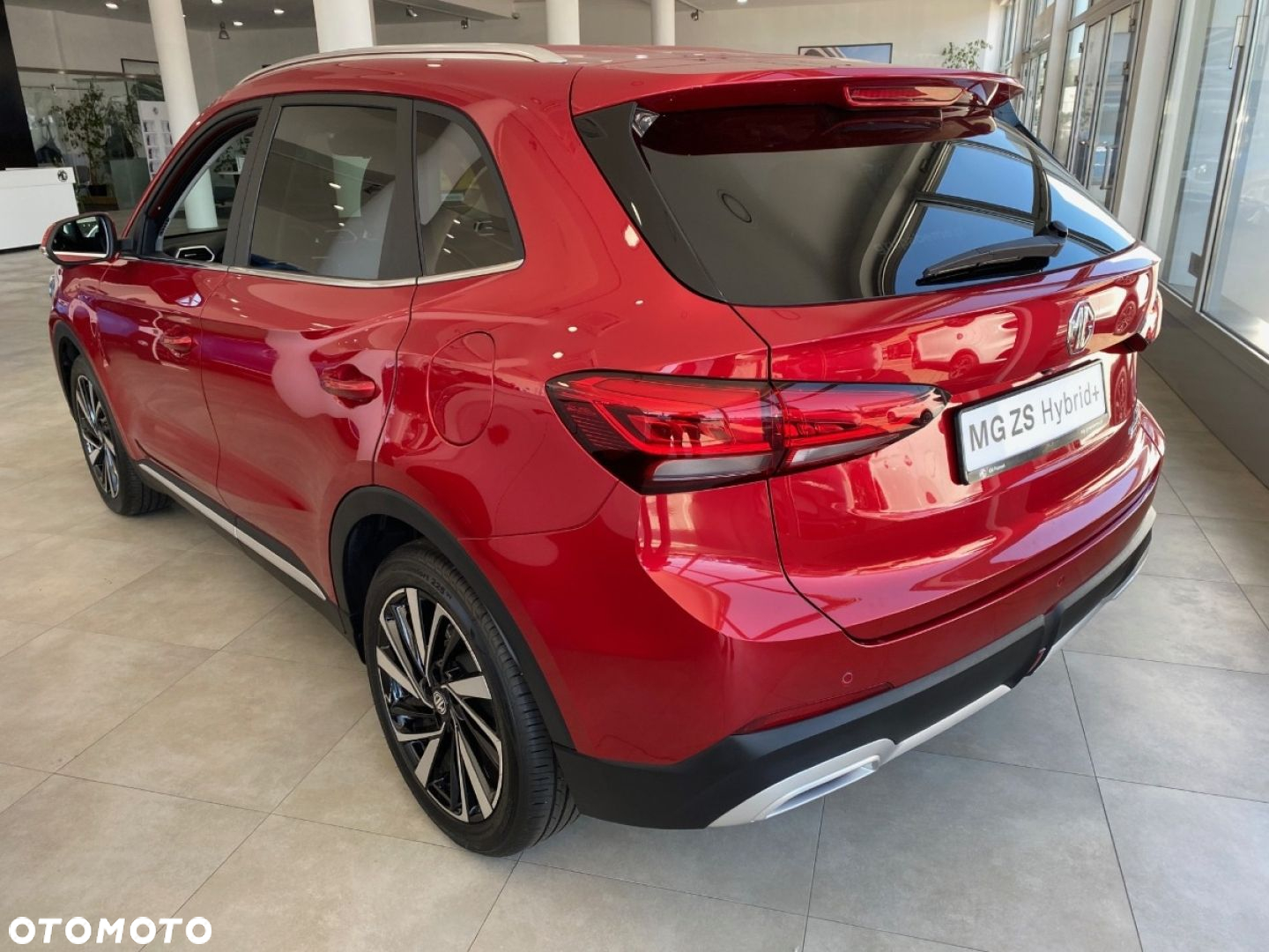 MG ZS - 4