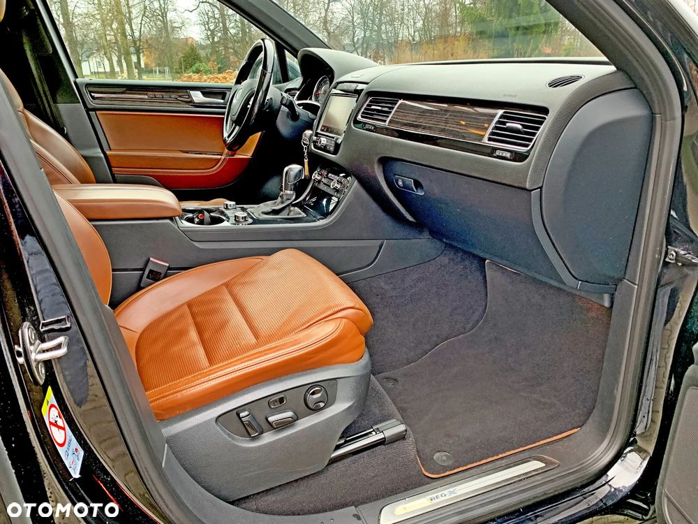 Volkswagen Touareg 3.0 V6 TDI BMT X-Edition - 9