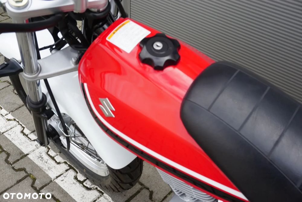 Suzuki RV - 17