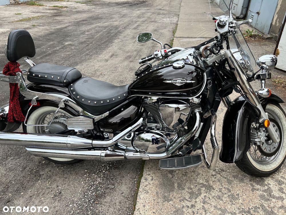 Suzuki VL 800 Volusia - Boulevard C50 - 21