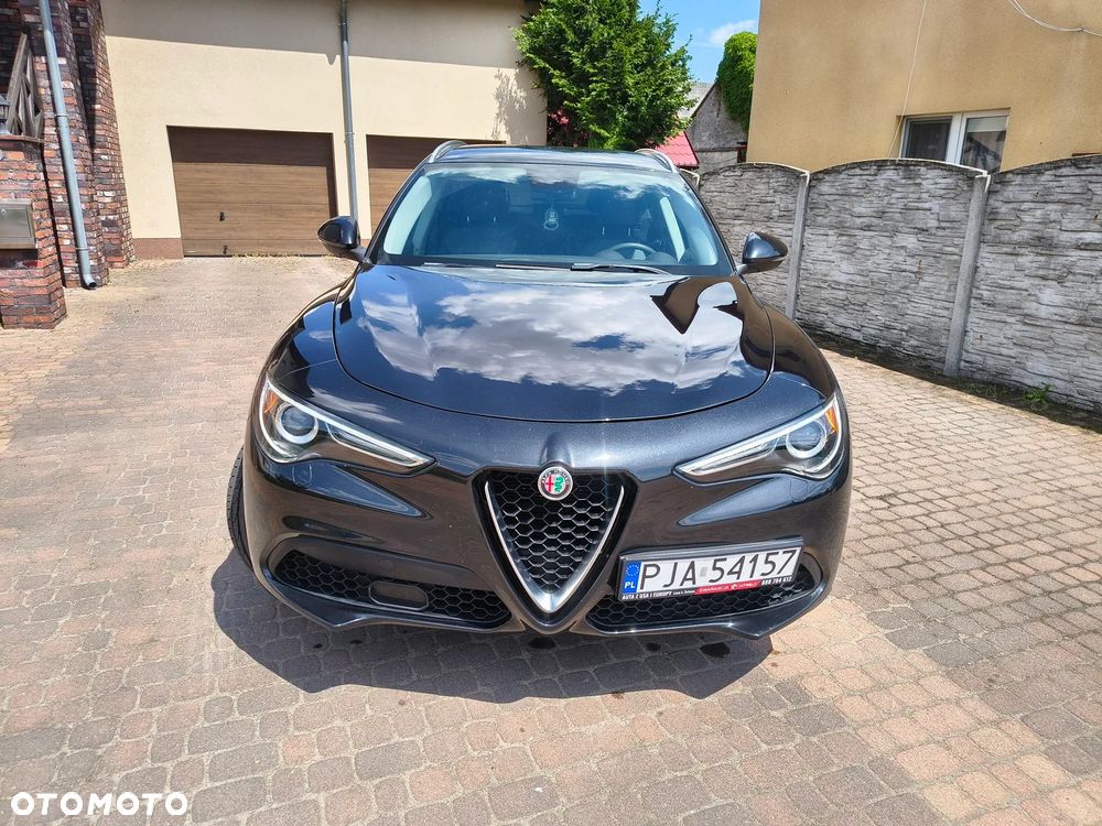 Alfa Romeo Stelvio - 5
