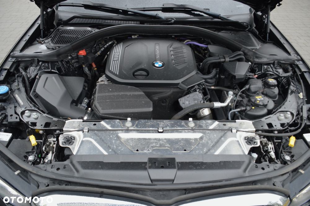 BMW Seria 3 320d Sport Line Shadow - 36