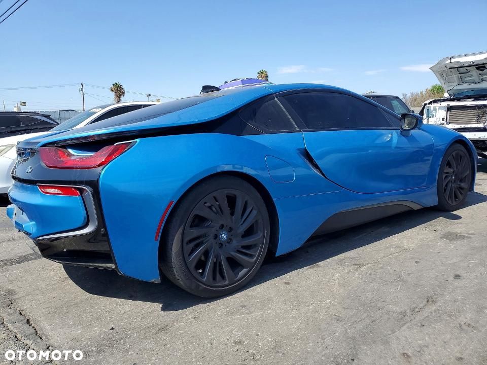 BMW i8 Standard - 3