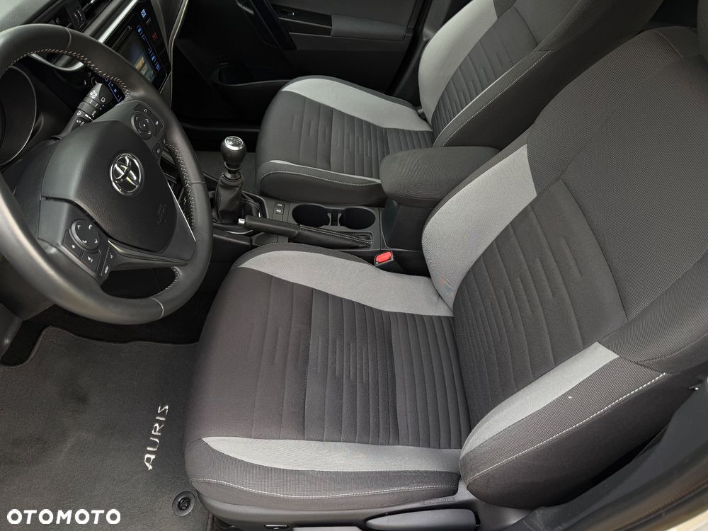 Toyota Auris 1.2 Turbo Comfort - 24