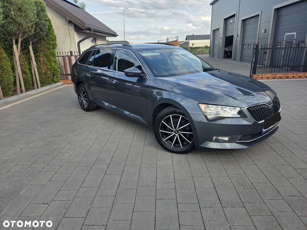 Skoda Superb 2.0 TDI Active DSG - 5