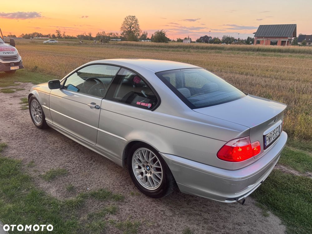 BMW Seria 3 318Ci - 14