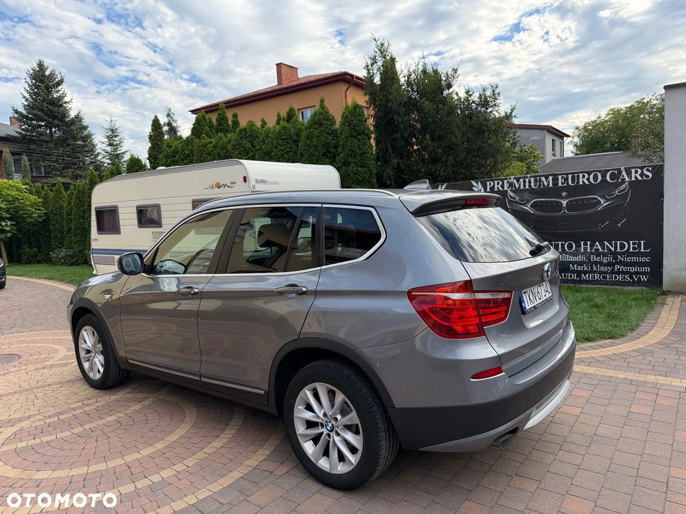 BMW X3 xDrive20d - 23
