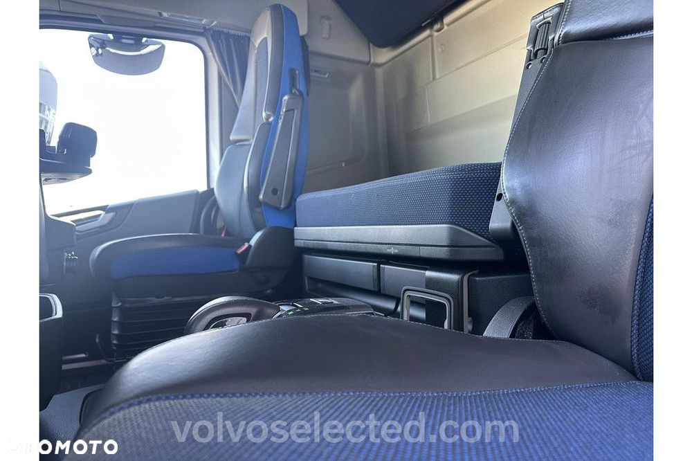 Volvo FH 4x2 460KM I-Save ADR Globetrotter XL!!! - 10
