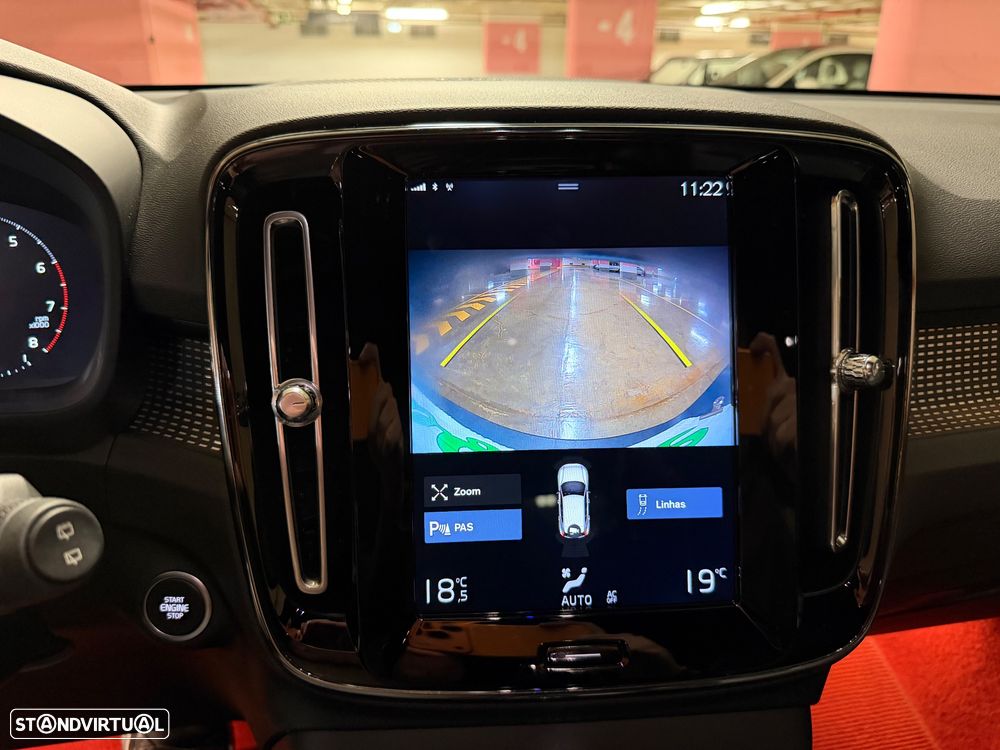 Volvo XC 40 2.0 T4 R-Design - 13