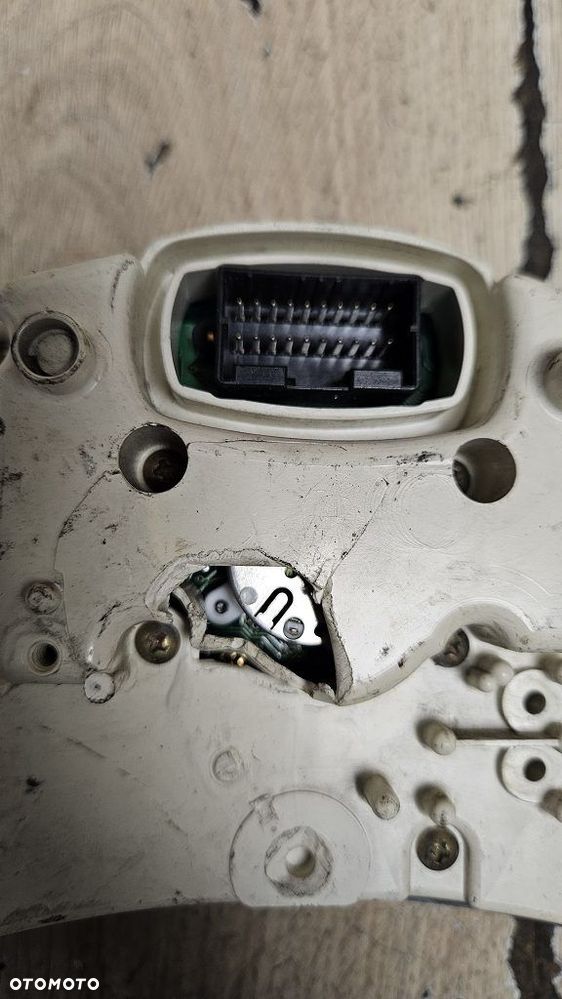 Licznik zegar prędkościomierz Honda VFR 800 V-Tec - 9