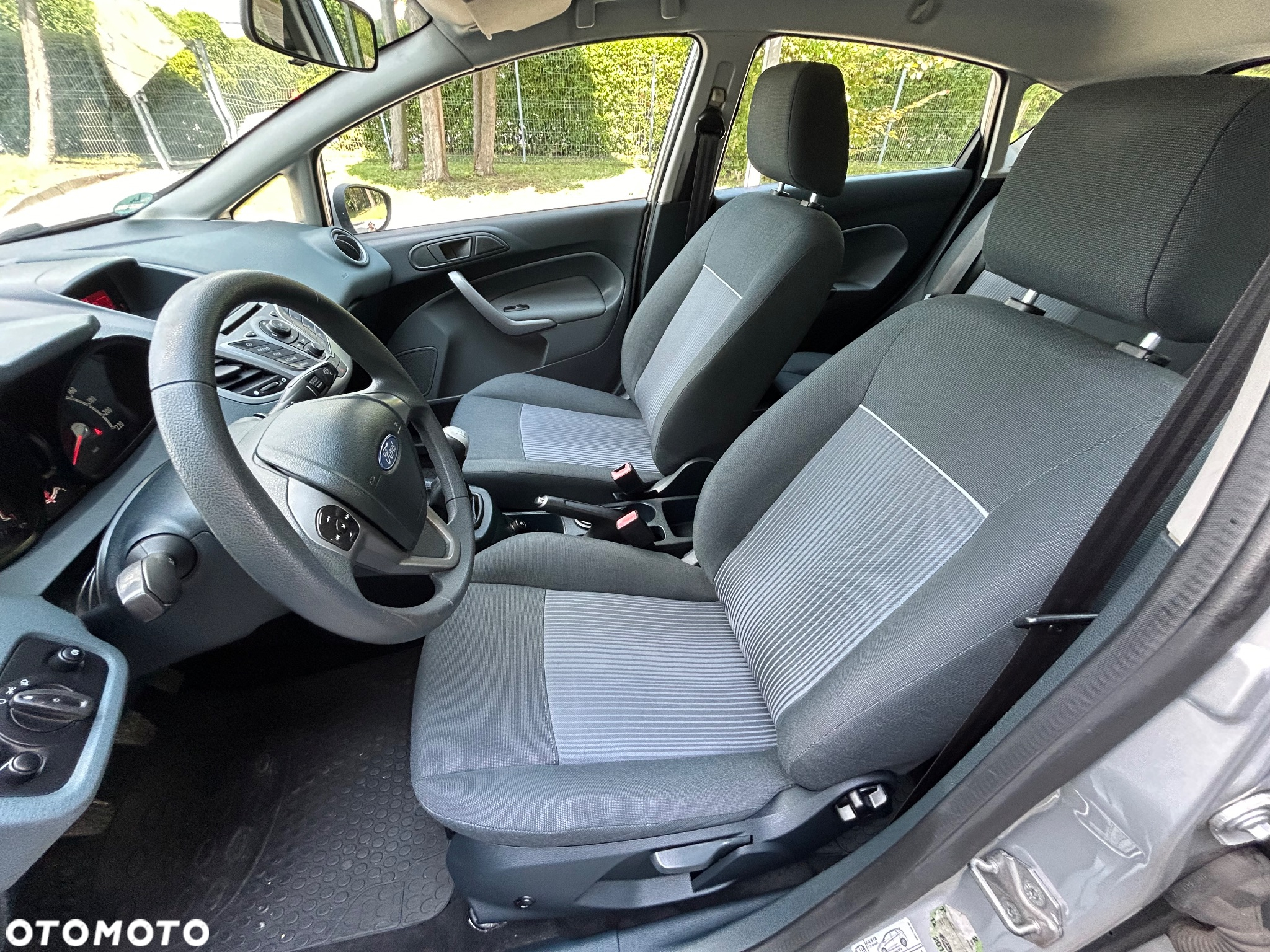 Ford Fiesta 1.25 Ambiente - 9