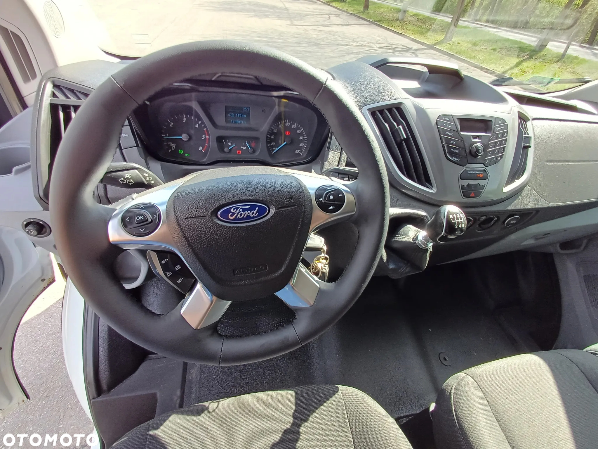 Ford Transit - 28