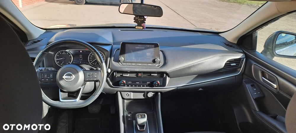 Nissan Qashqai - 14