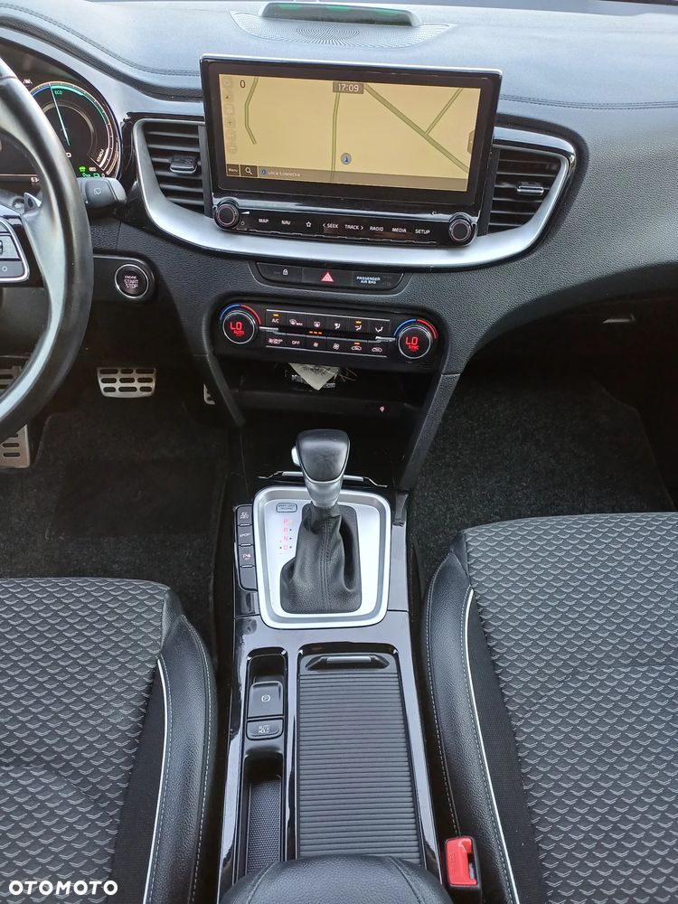 Kia XCeed 1.6 GDI DCT6 OPF Platinum Edition - 24