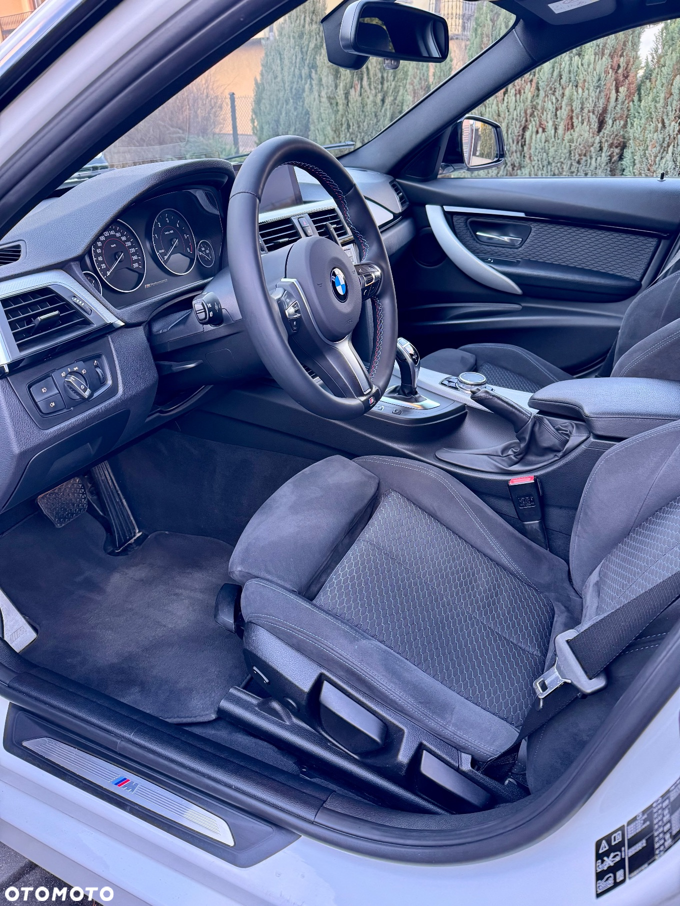 BMW Seria 3 320d xDrive M Sport Shadow - 14