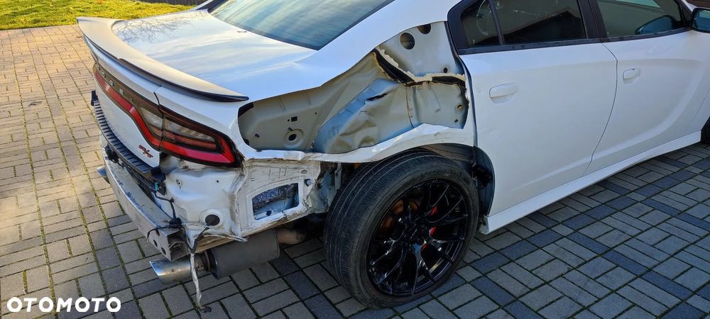 Dodge Charger 6.4 Scat Pack - 5