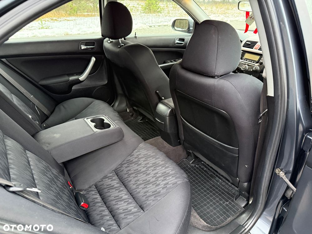 Honda Accord 2.0 Comfort - 22