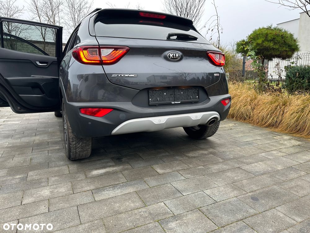 Kia Stonic - 19