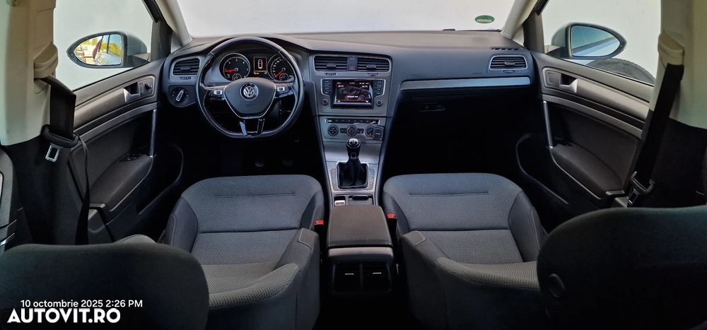 Volkswagen Golf 1.6 TDI BlueMotion Technology DPF Highline - 10
