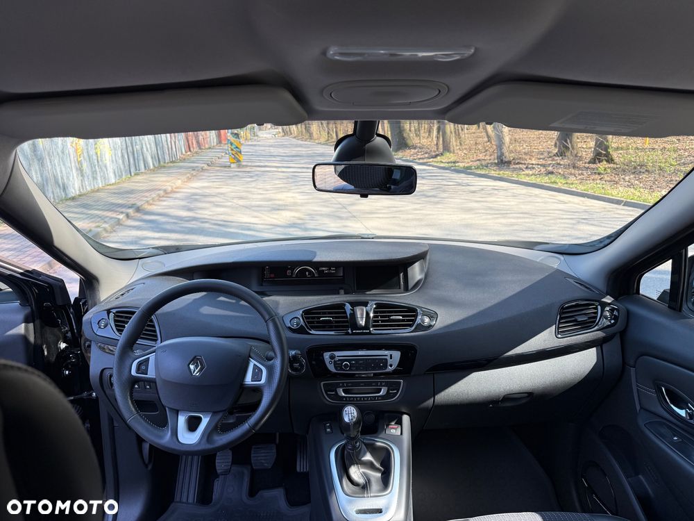 Renault Scenic Energy dCi 130 S&S Xmod Bose Edition - 17