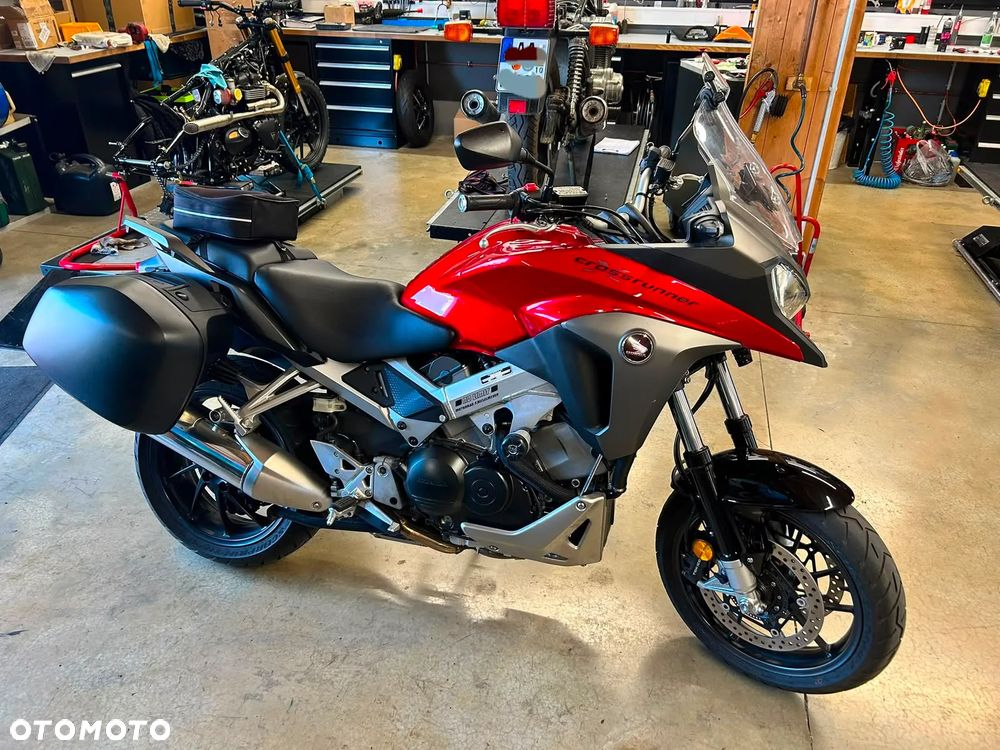 Honda VFR - 1