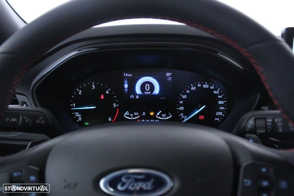 Ford Focus SW 1.5 TDCi EcoBlue ST-Line Aut. - 24