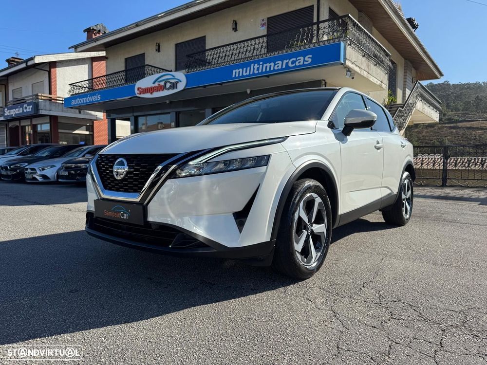 Nissan Qashqai 1.3 DIG-T N-Connecta J18 - 1