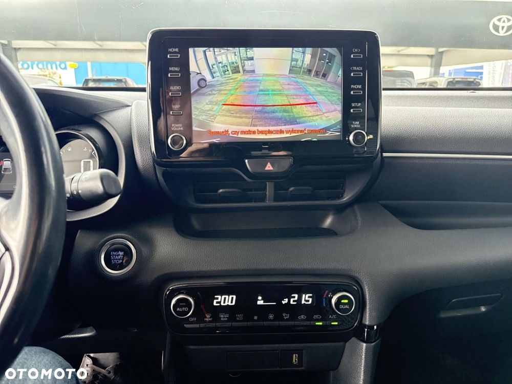 Toyota Yaris 1.5 Selection Style - 16