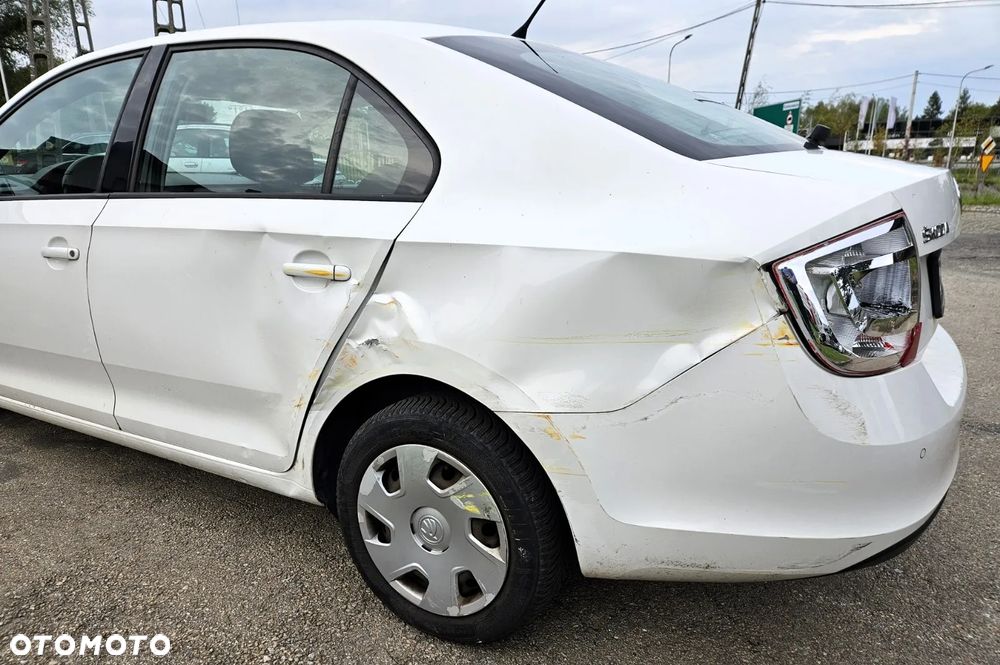 Skoda RAPID 1.6 TDI DPF Ambition - 16