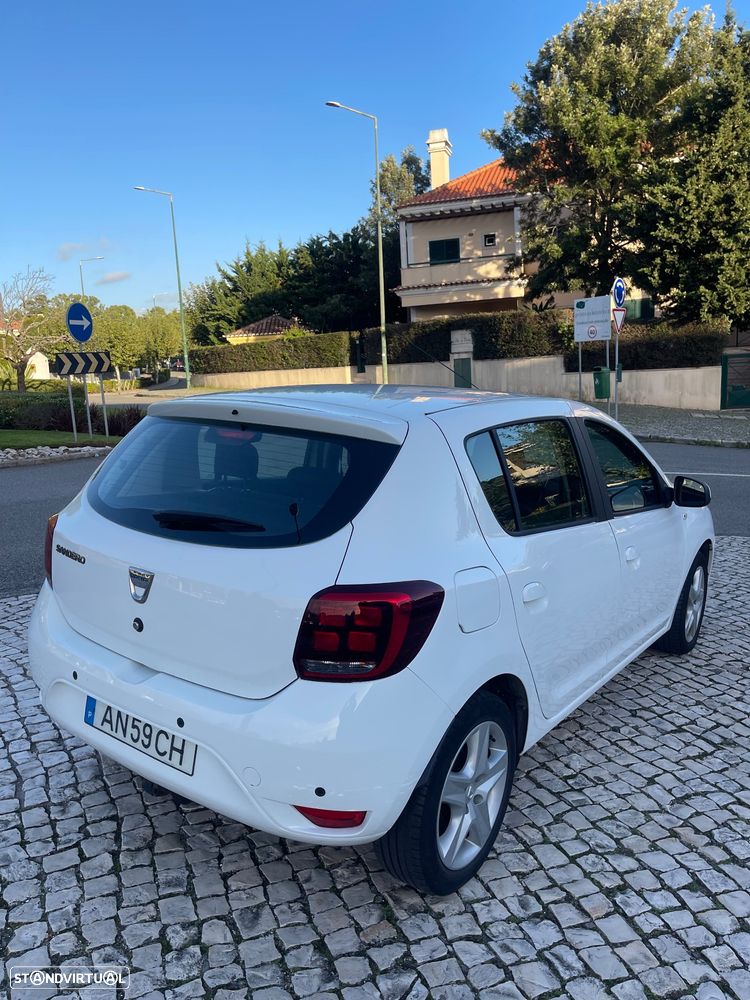 Dacia Sandero - 4