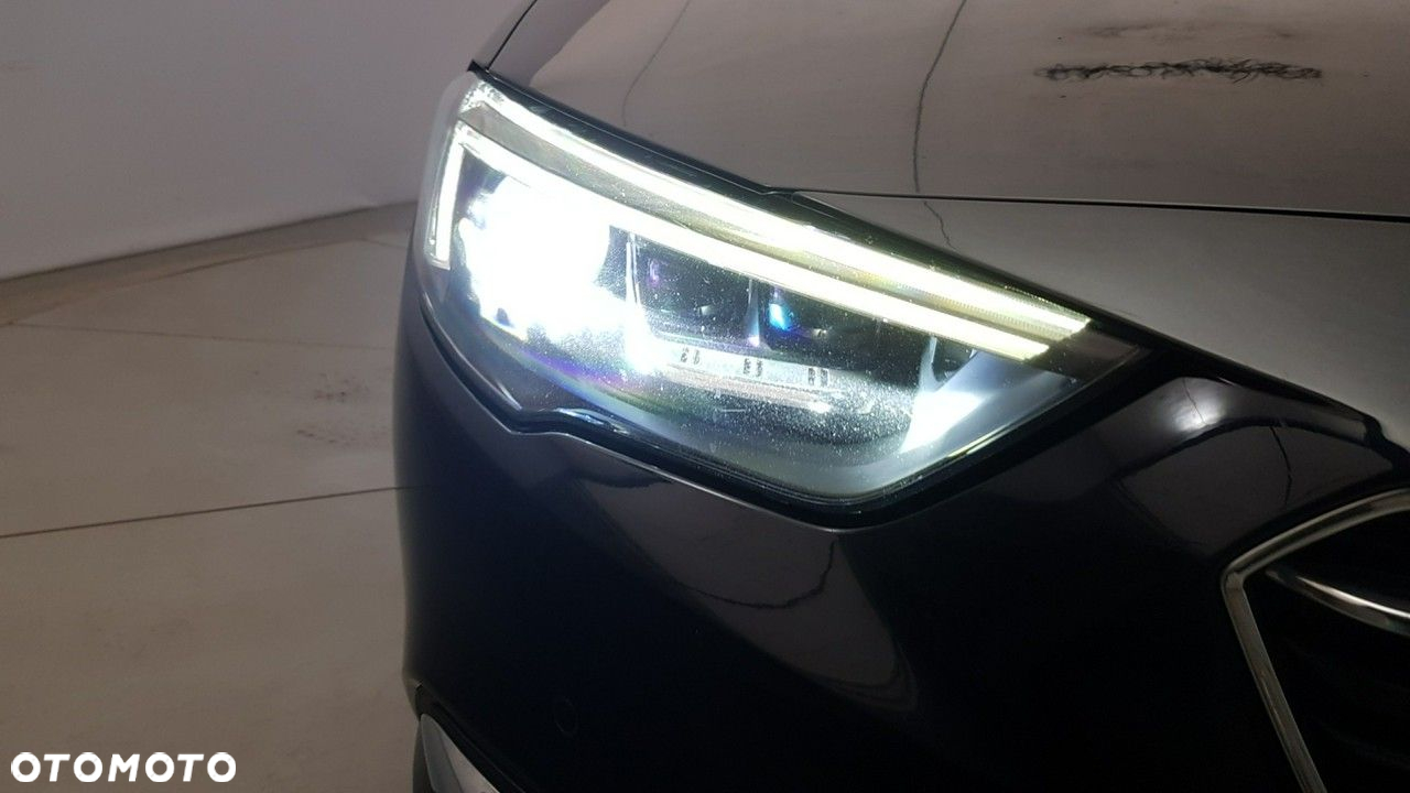 Opel Insignia - 15