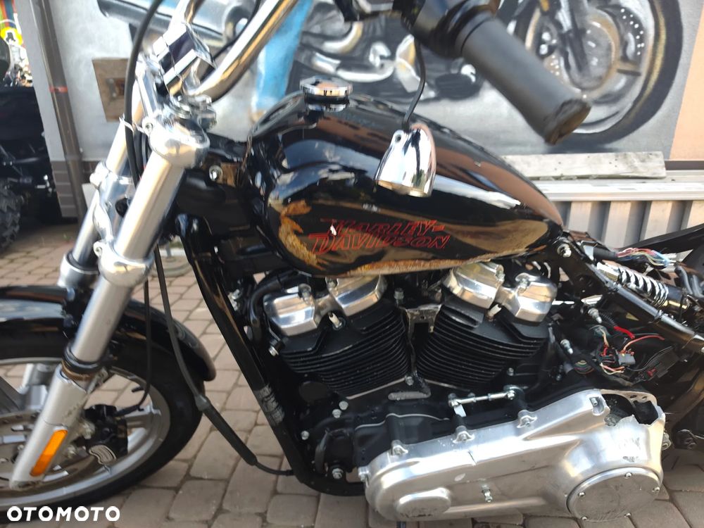 Harley-Davidson Softail Standard - 9